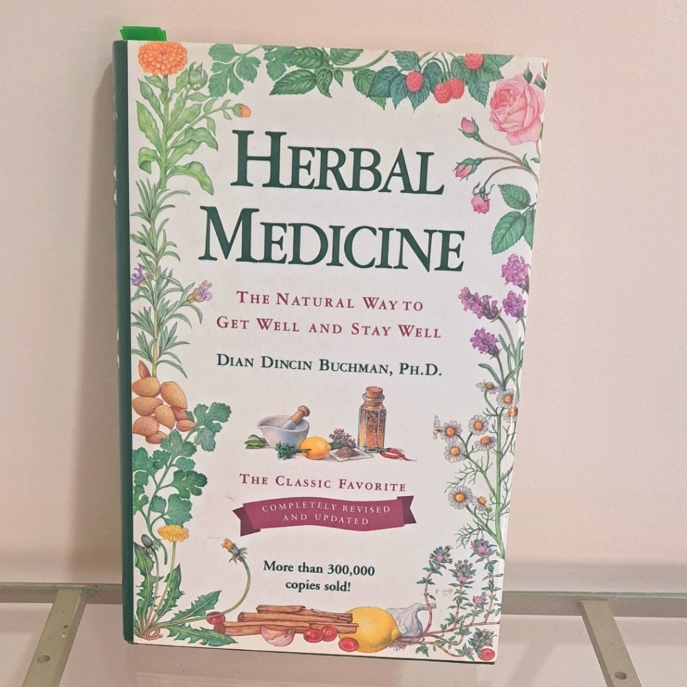 Herbal Medicine: The Natural Way To Get Well And Stay Well, Book.